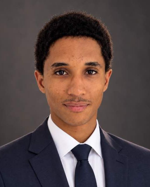 Portrait of Swaleh Salim, Founder and CEO of HURU LINEN